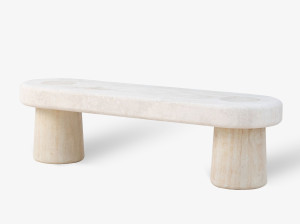 Травертиновая садовая скамейка