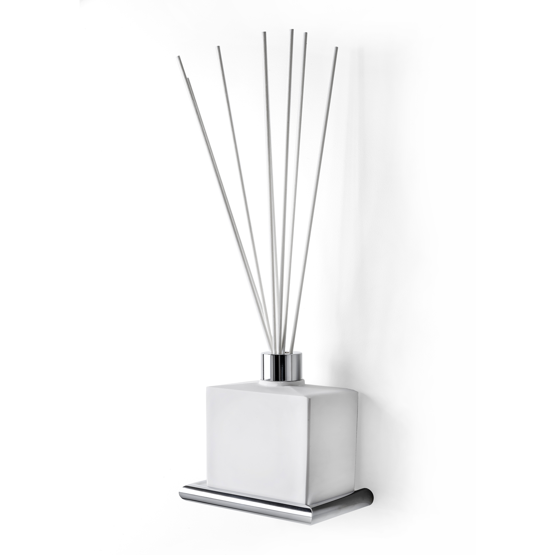 GU01P 3SC Настенный ароматический диффузор Moderno Treesseci 3SC