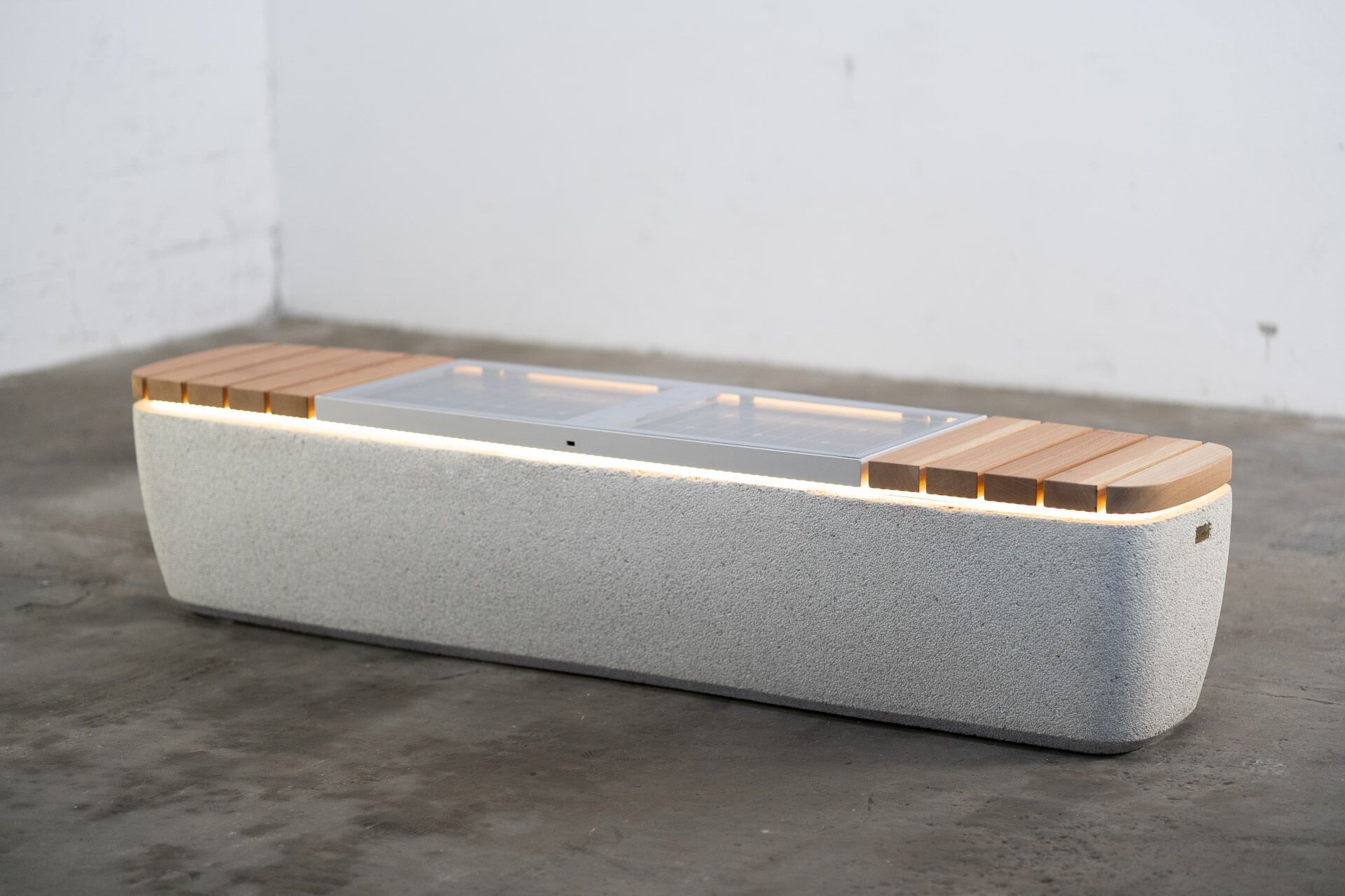 Солнечная бетонная скамья со встроенным освещением Kremen ARCH-00122992 - Вид №2