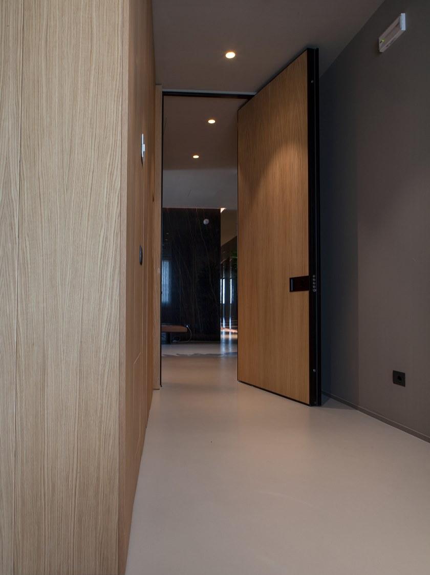 OIKOS VENEZIA Распашная бронированная деревянная входная дверь Synua sun-id-1468014 - Вид №24