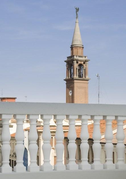 SAS Italia Реконструированная каменная балюстрада sun-id-1481991 - Вид №25