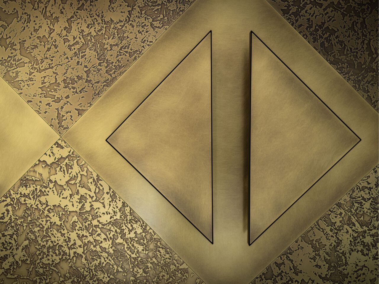 Входная дверь из латуни Roka ALTAIR ARCH-00092463 - Вид №2