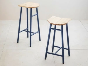 Miniforms Низкий табурет из массива дерева