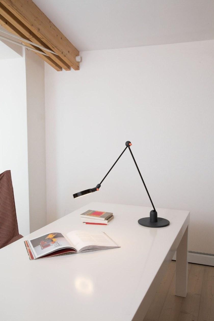 Martinelli Luce Настольная светодиодная лампа из алюминия с гибким кронштейном L'amica 736/l/ - Вид №10