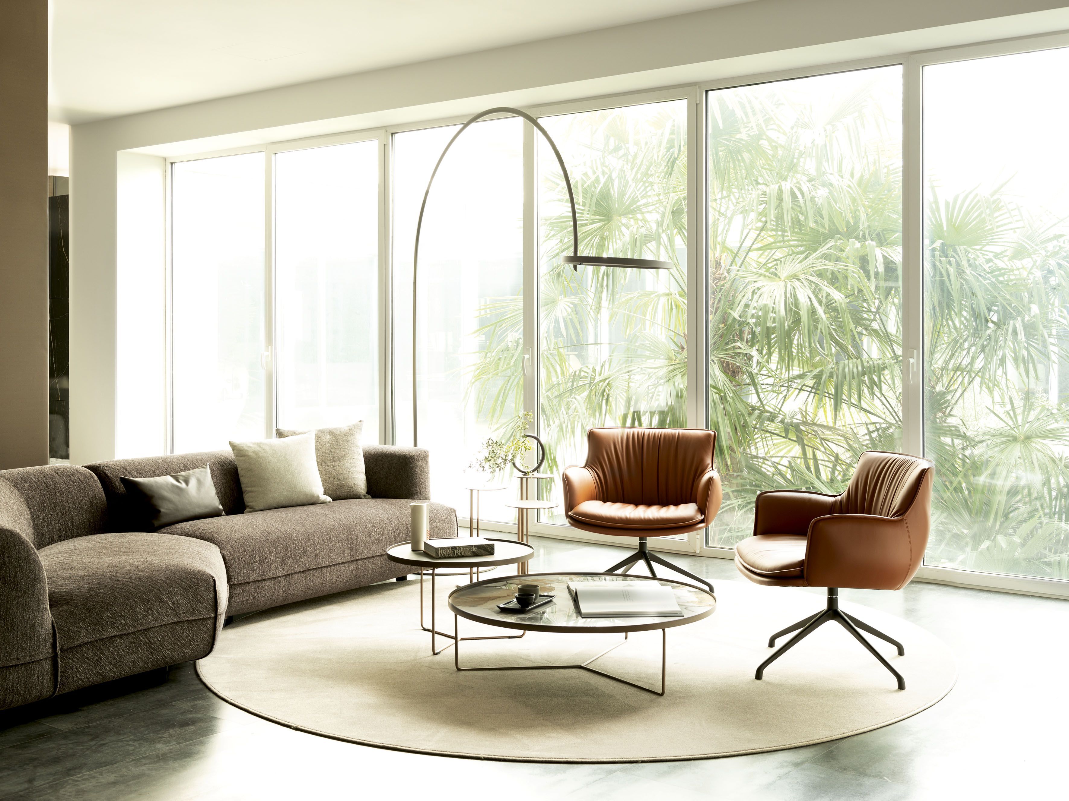 Кожаное вращающееся кресло Cattelan italia Ронда ARCH-00131348