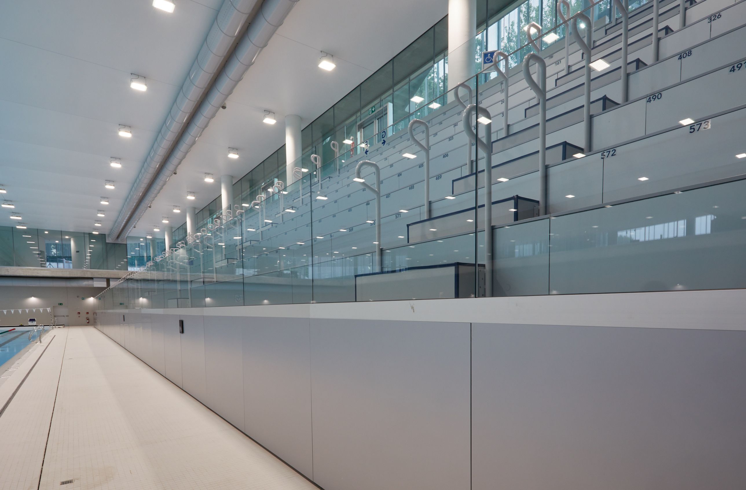 Стеклянный парапет для окон и балконов ALUVETRO система балюстрады GARDA ARCH-00040572 - Вид №4