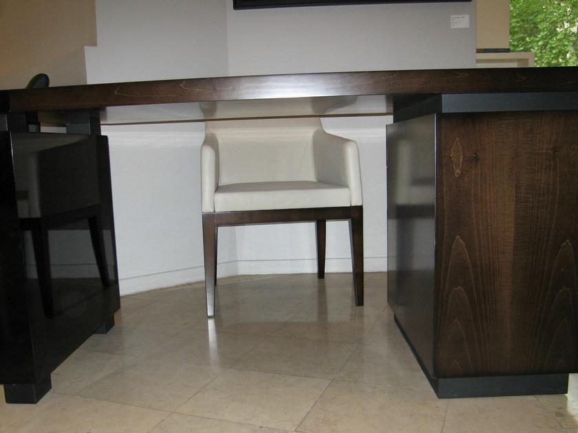 HUGUES CHEVALIER Мягкое кожаное кресло с подлокотниками Iconic sun-id-1346232 - Вид №5