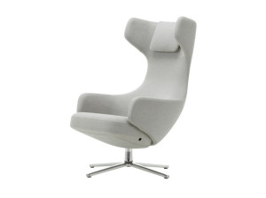 Вращающееся кресло с подлокотниками