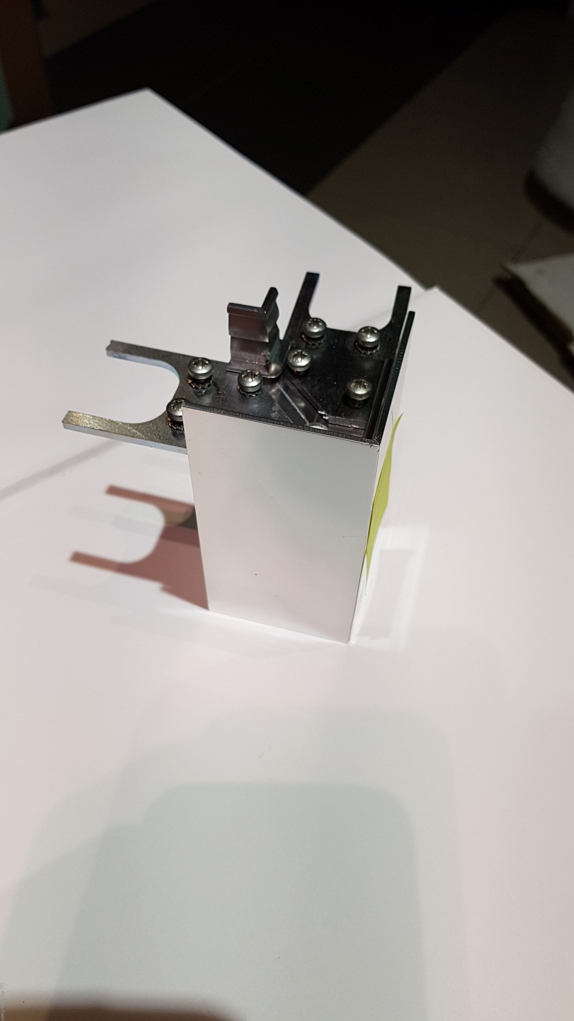 Угловой соединитель Artemide ALGORITMO M196860 Santreyd 94941