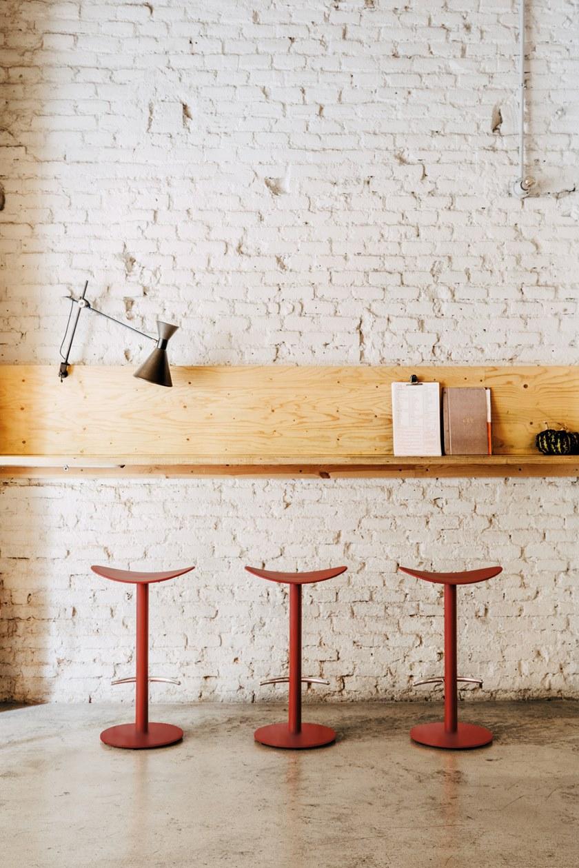 ENEA Высокий табурет из стали и сиденья из полипропилена Coma sun-id-1413337 - Вид №2