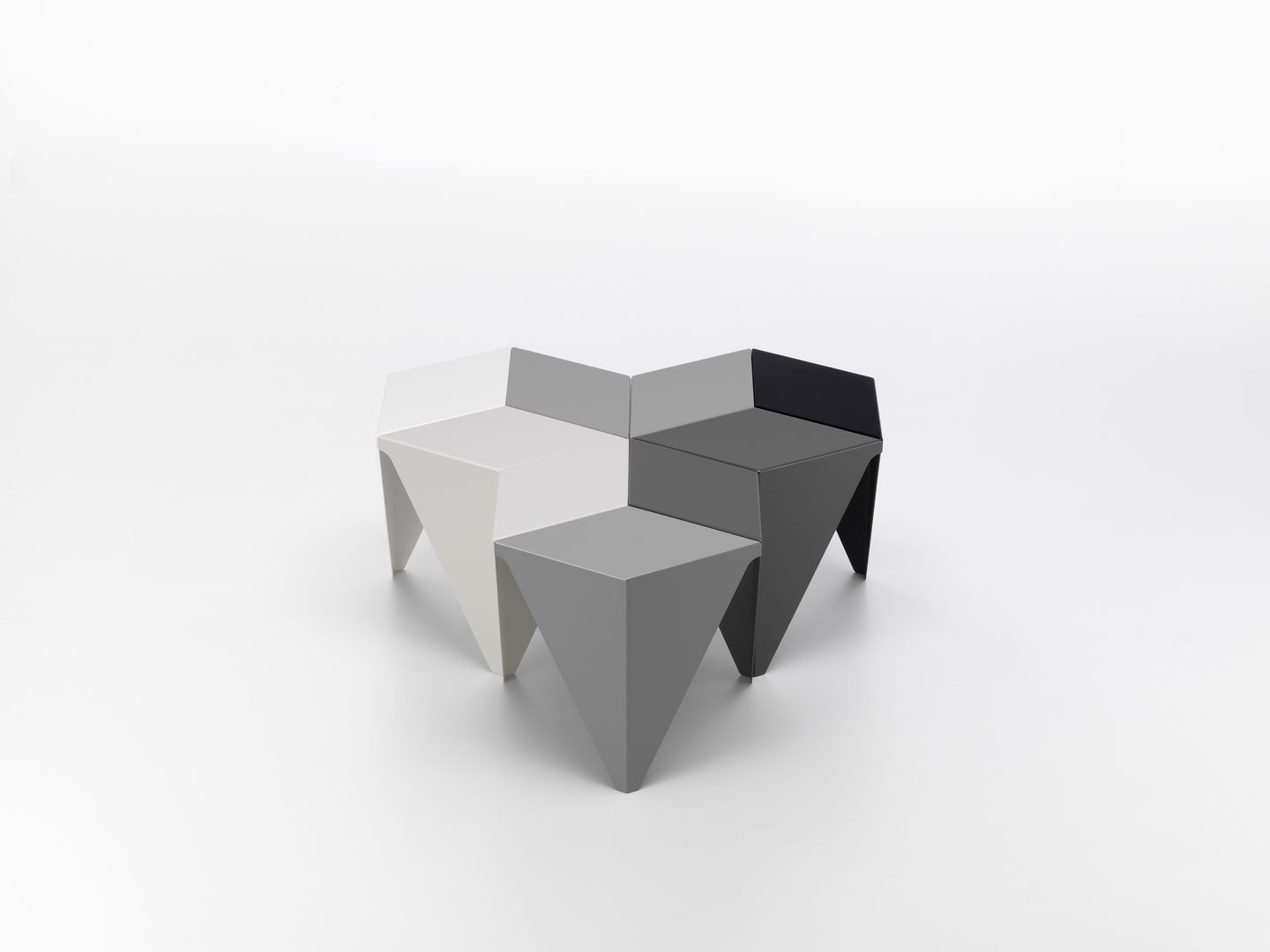 Алюминиевый журнальный столик VITRA PRISMATIC TABLE ARCH-00059368 - Вид №7