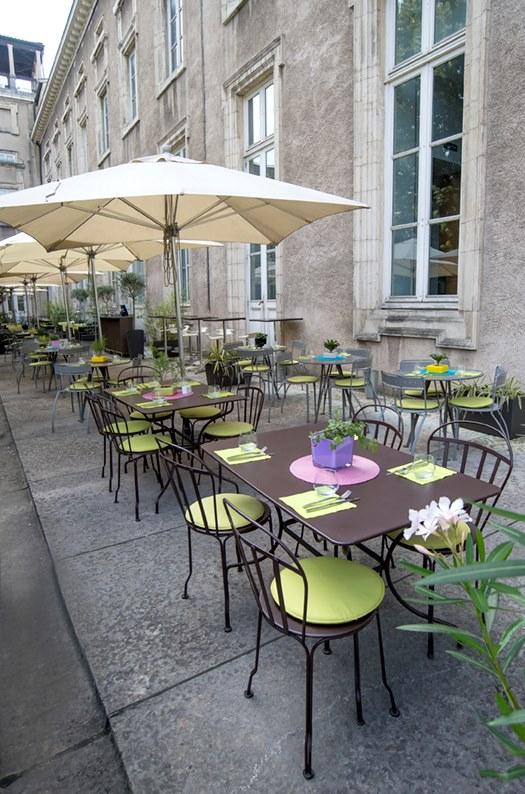 Fermob Штабелируемый садовый стул из стали  0801  - Вид №1