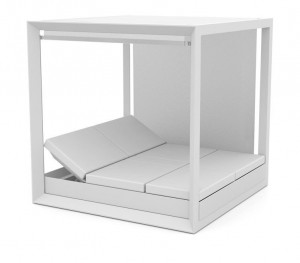 004135 Кровать с навесом со шторкой Vondom Vela