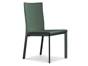 Кожаный стул