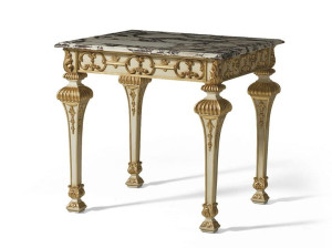 Лакированный деревянный журнальный столик с мраморной столешницей