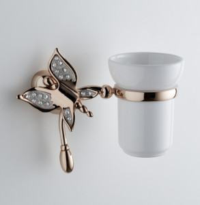 4801/ 57 / MAD /CER ETRUSCA Icaro