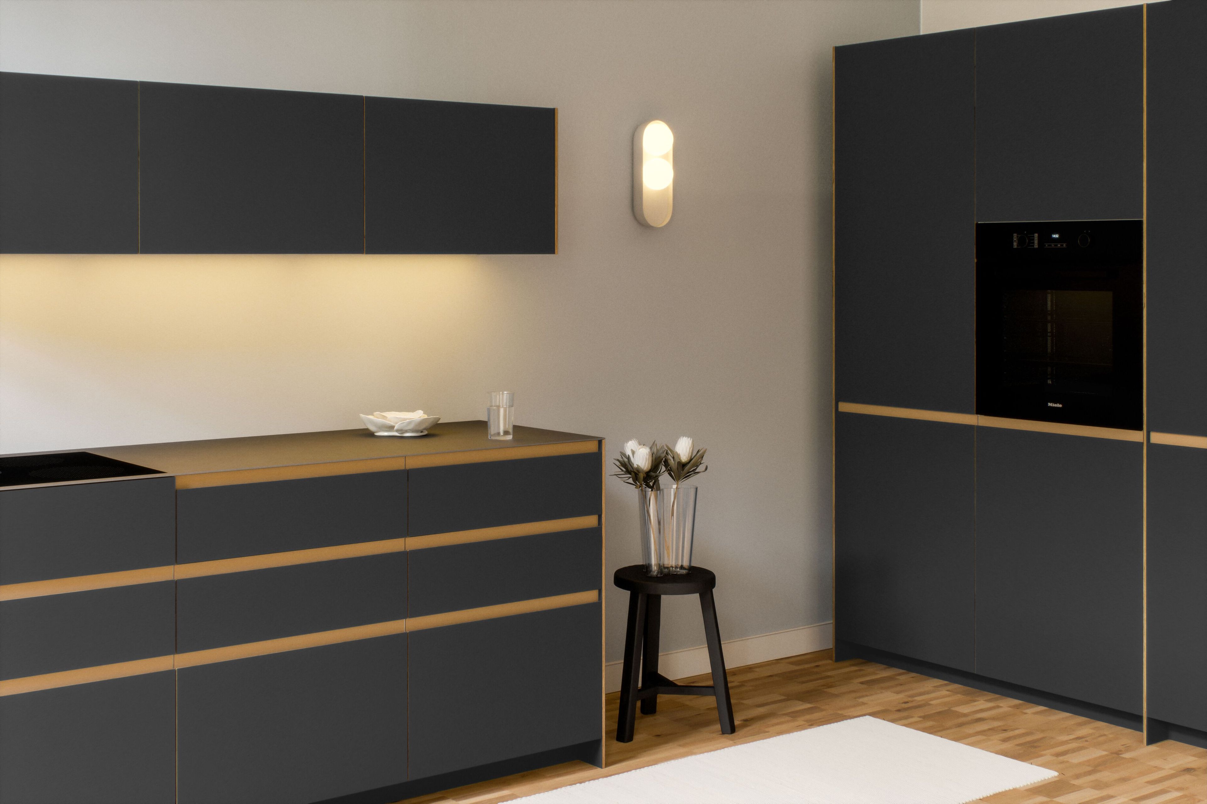 Секционная кухня из дерева и нержавеющей стали Neuvermoebelt SMART LINE KITCHEN SYSTEMS ARCH-00128055 - Вид №1