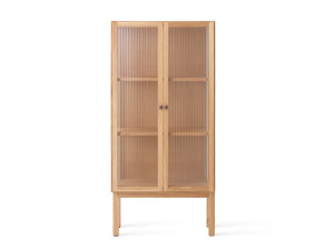 Витрина из дерева и стекла