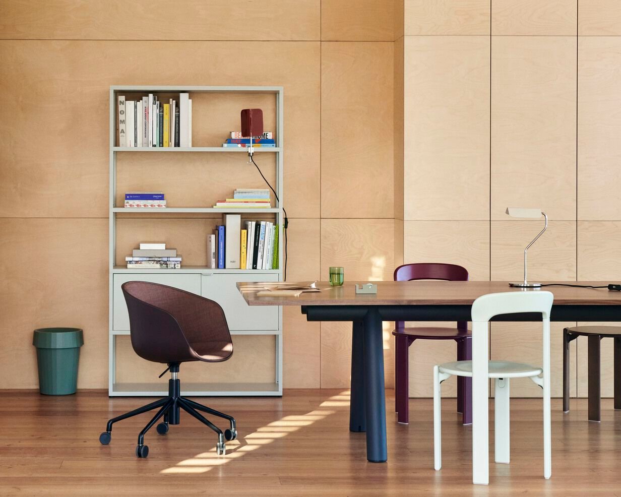 Регулируемое по высоте вращающееся кресло с обивкой Hay About a Chair ARCH-00066459 - Вид №3