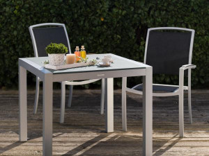 98.00.0880 Набор Manhattan Alu Set - 5 шт. Включая 4x кресла Manhattan Alu Tex black + 1x стол Kennedy Alu 90 × 90 Mbm