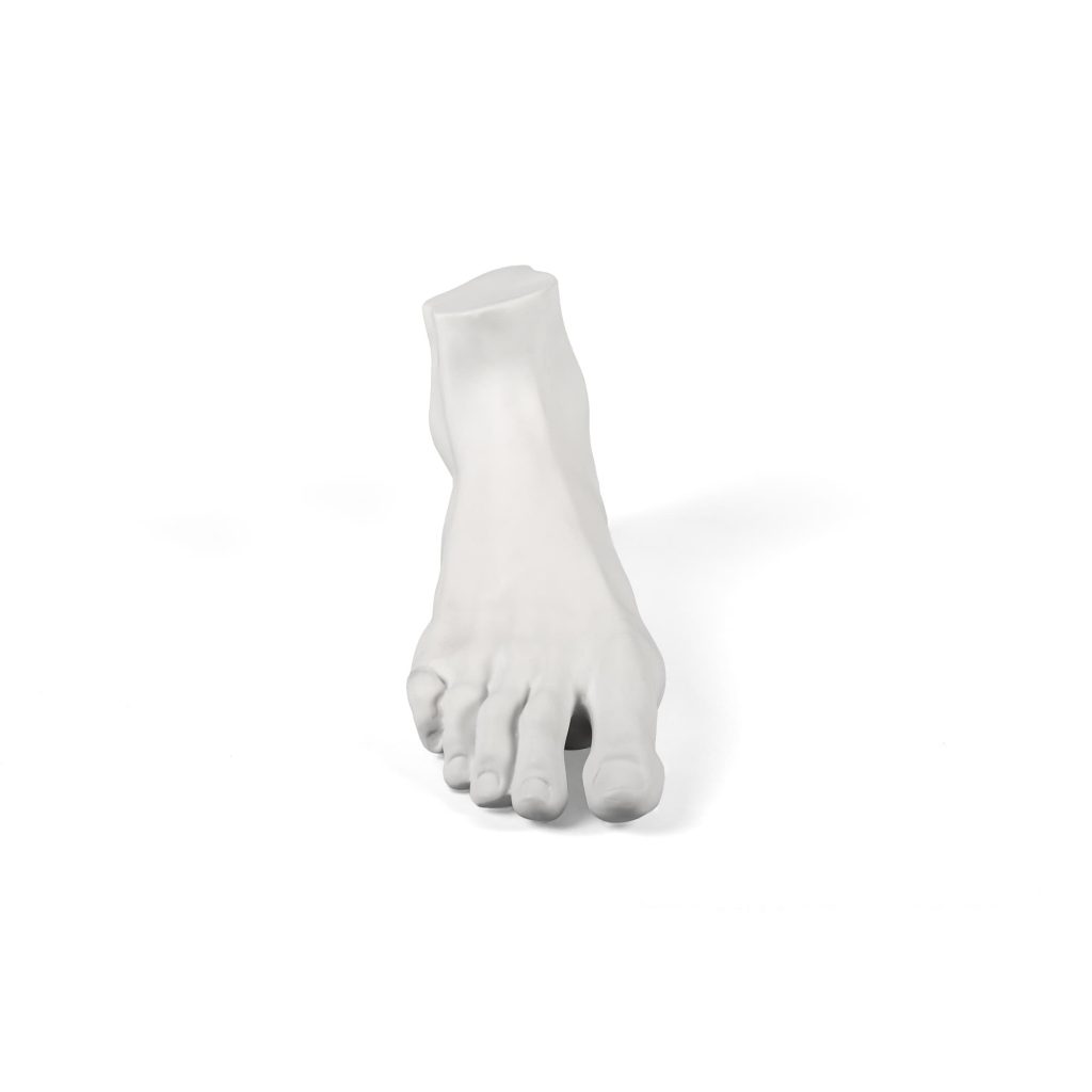 Статуэтка декоративная фарфоровая 20х37 см белая Memorabilia Mvsevm Male Foot SELETTI  00-3883229 Белый  - Вид №1