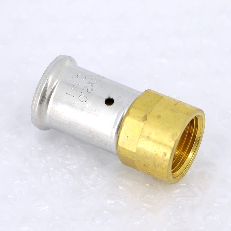 Муфта В пресс HENCO 20x1/2" 18P2004