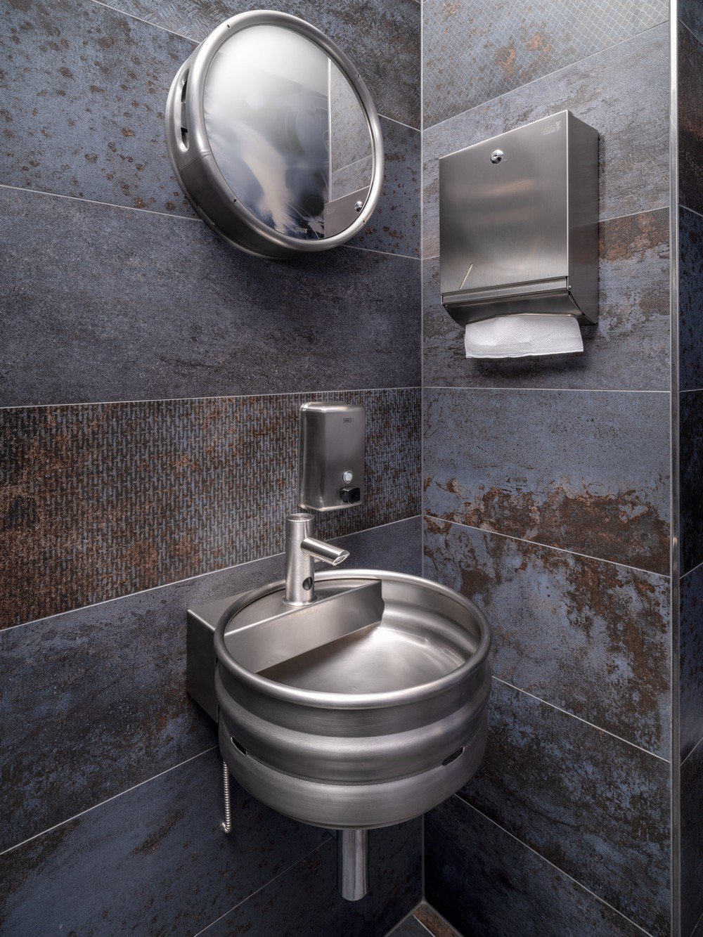 85821 Нержавеющие KEG зеркалo SANELA  - Вид №1