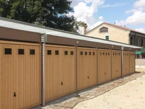 HÖRMANN ITALIA Подъемные гаражные ворота из ели