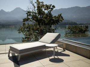 Шезлонг с откидывающейся спинкой в Sunbrella®