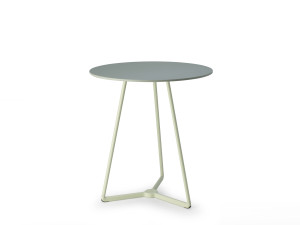 Алюминиевый и стальной контрактный стол с 3-спицевым основанием