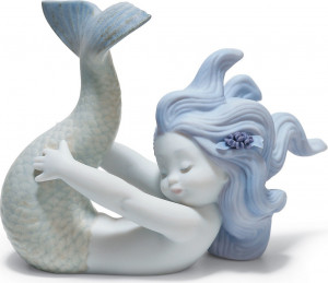 10669086 LLADRO Фигурка Lladro "Играющая русалочка" 12см Фарфор