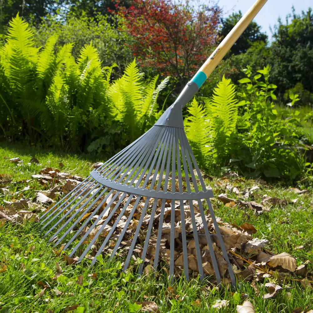 Грабли веерные Gardena Classic Line 19 зубьев 140 см сталь, с черенком STLM-2140040 - Вид №1