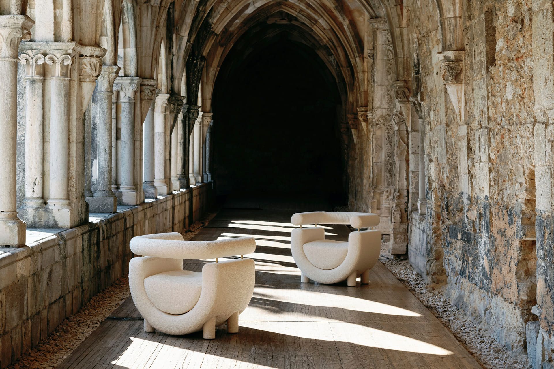 Тканевое кресло с подлокотниками Greenapple MEL ARCH-00109243 - Вид №9