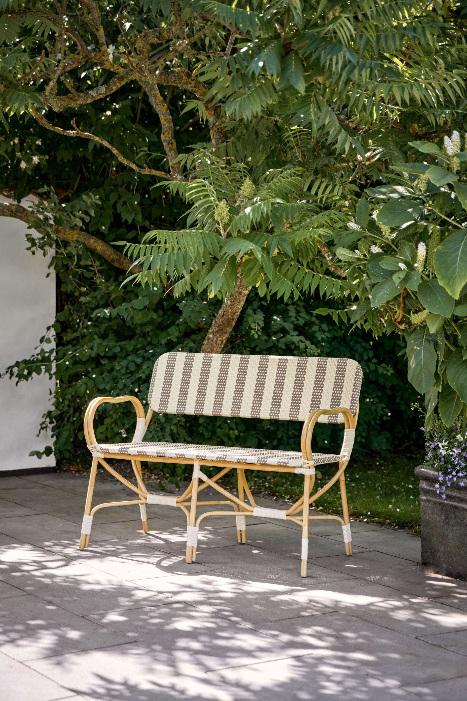 Скамейка из ротанга и ArtFibre® со спинкой Sika Design Alu Affäire ARCH-00121657 - Вид №1