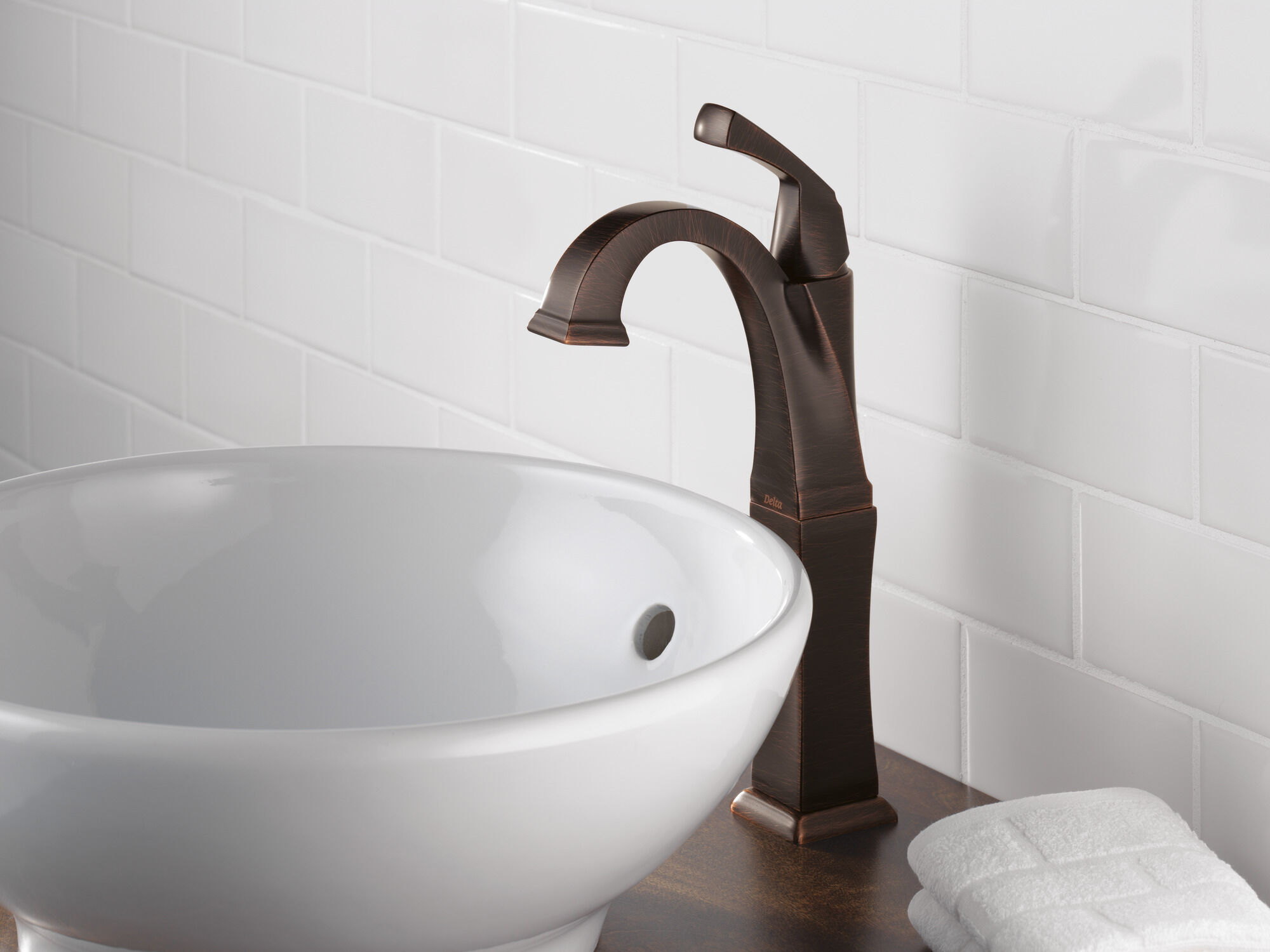 751-RB-DST Смеситель для ванной комнаты с одной ручкой Delta Faucet Dryden Венецианская бронза  - Вид №3