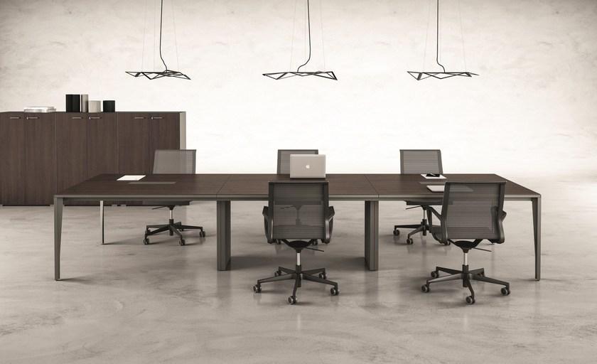 Quadrifoglio Прямоугольный стол для совещаний с системой управления кабелями X5 sun-id-1405577 - Вид №2