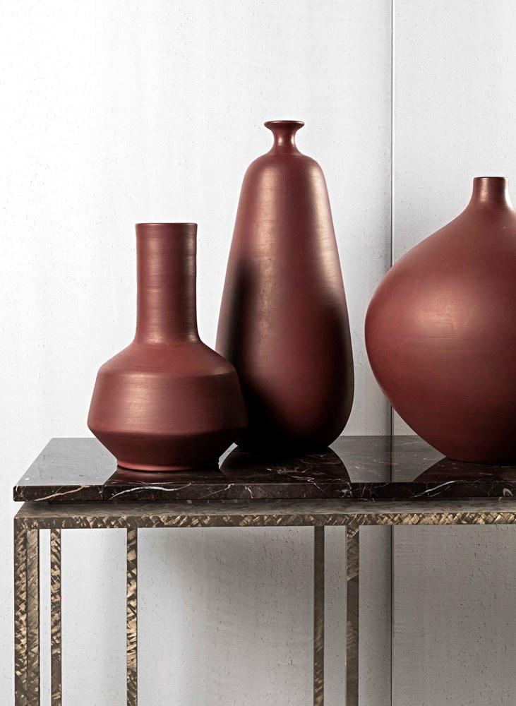 HESSENTIA | Cornelio Cappellini Консоль из мрамора и обработанной вручную латуни Lineup Santreyd sun-id-1515569 - Вид №1