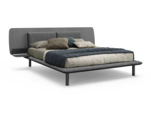 Кровать со встроенными тумбочками