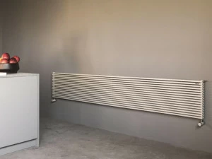 Tubes Radiatori Горизонтальный настенный радиатор Basics Ko15d