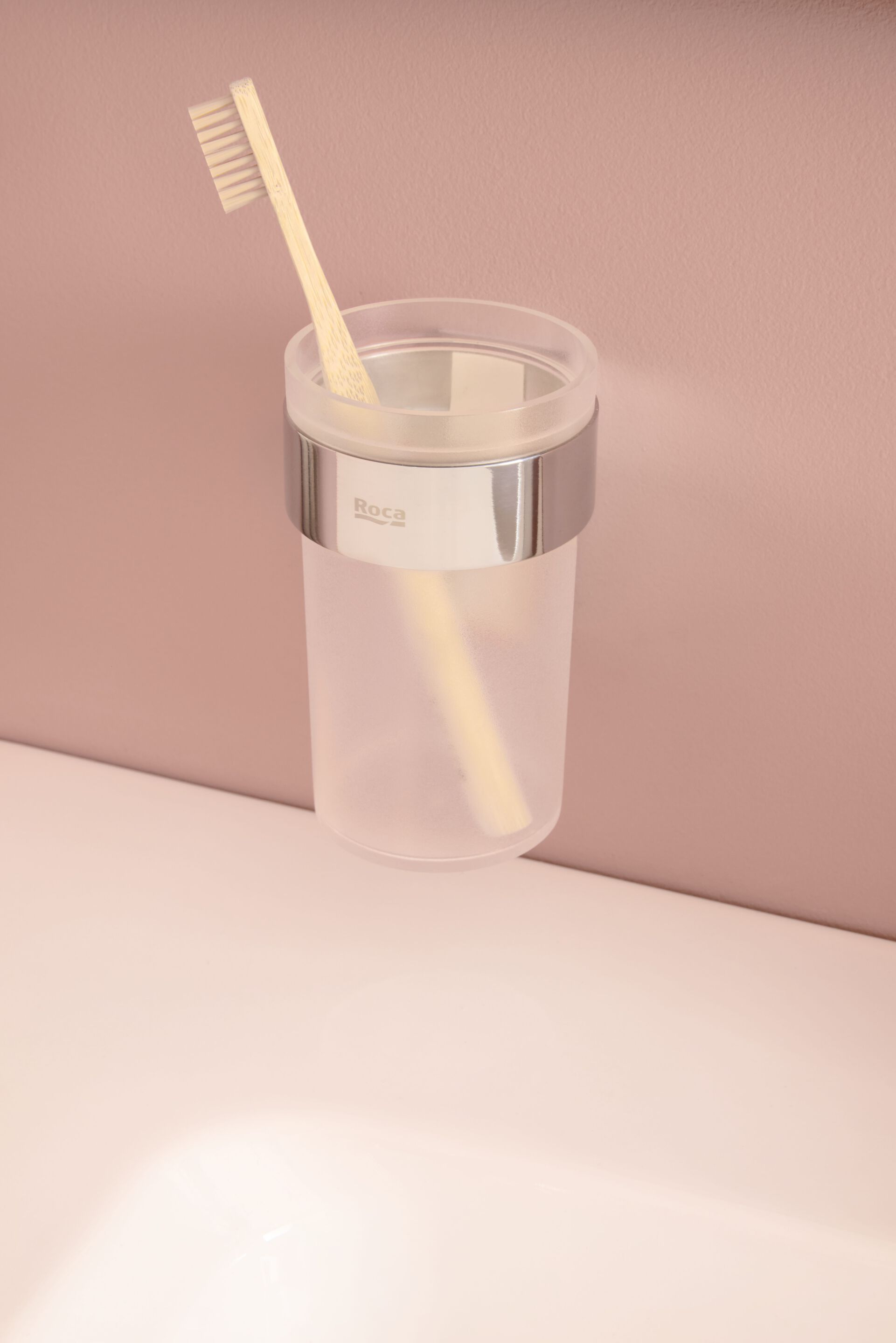 Стеклянный настенный держатель зубной щетки Roca Victoria ARCH-00032351 - Вид №1