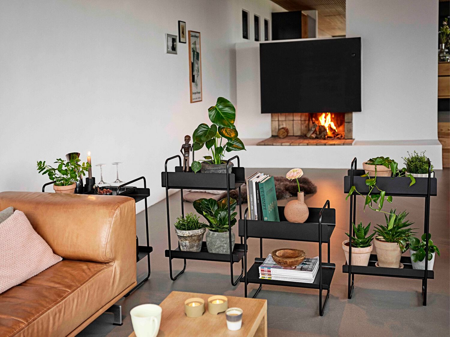 Стальная подставка для горшков / книжный шкаф с порошковым покрытием ZONE DENMARK A-Collection ARCH-00001452 - Вид №1