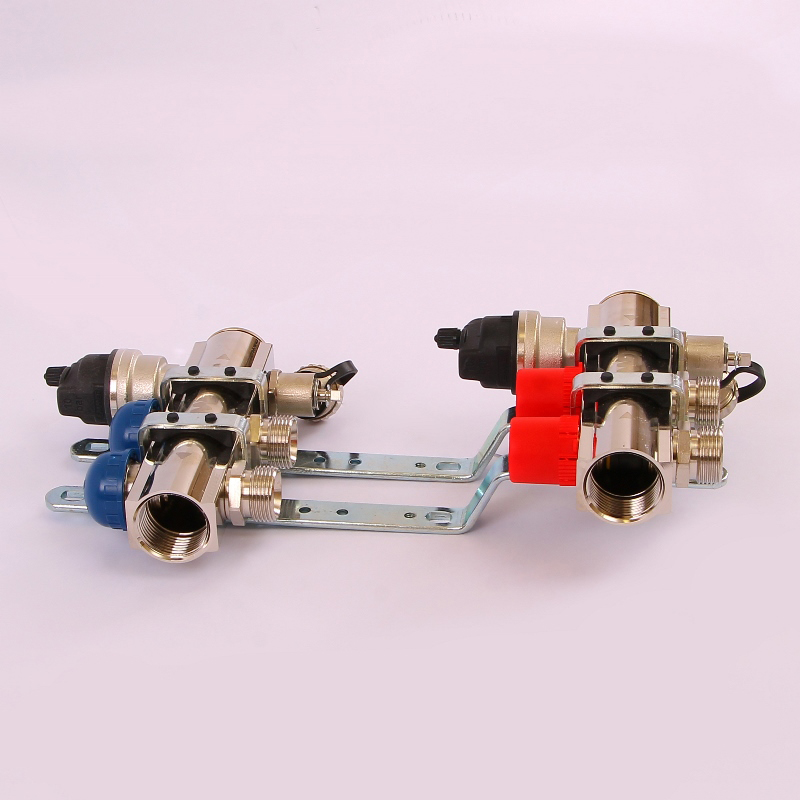 Коллекторная группа TOPWAY с регулировочными и термостатическими вентилями с резьбой под евроконус EMMETI 1"x3/4"ЕК 2 выхода 01298710 - Вид №1