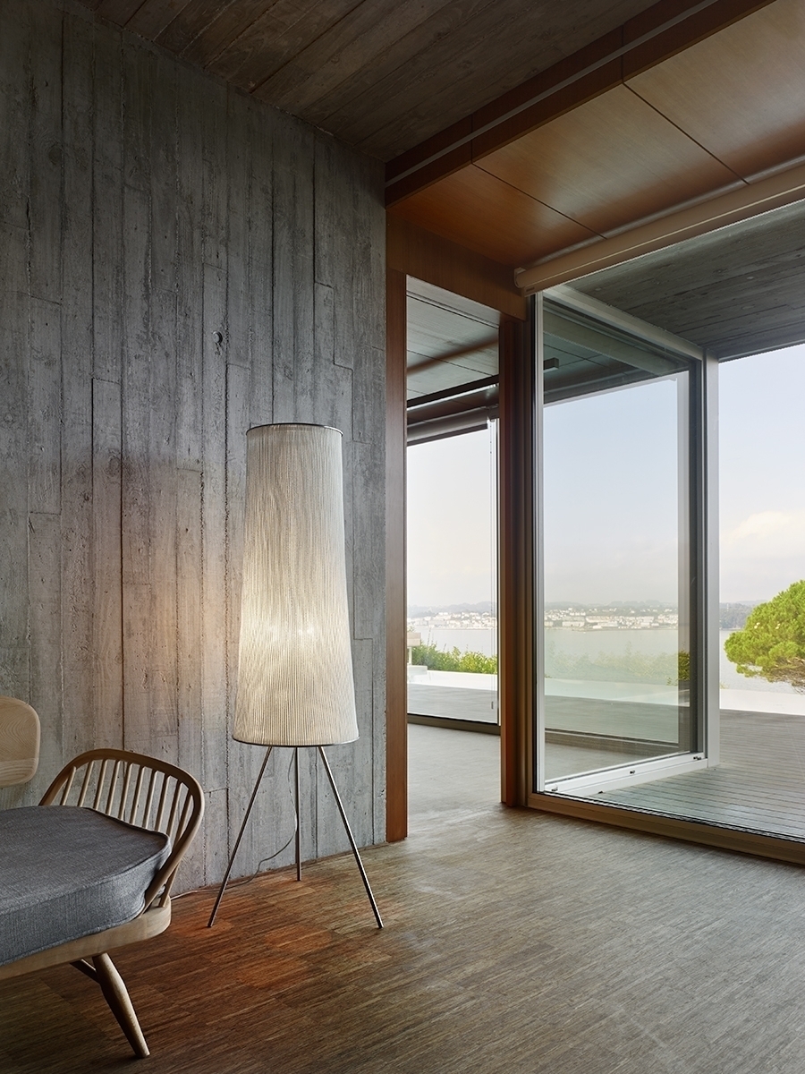 079840 Торшер Ura Arturo Alvarez Eduard Santreyd