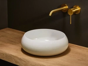 Накладная раковина на столешницу  овальная Bette