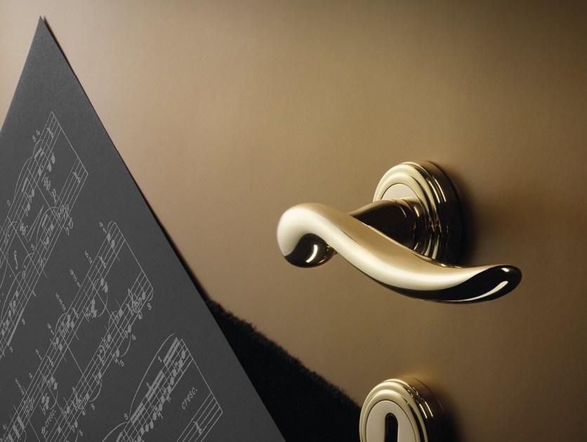 LINEA CALI' Латунная ручка на пластине в классическом стиле Beta sun-id-1450686 - Вид №1