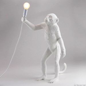 Seletti 14880 standing MONKEY лампа настольная обезьяна