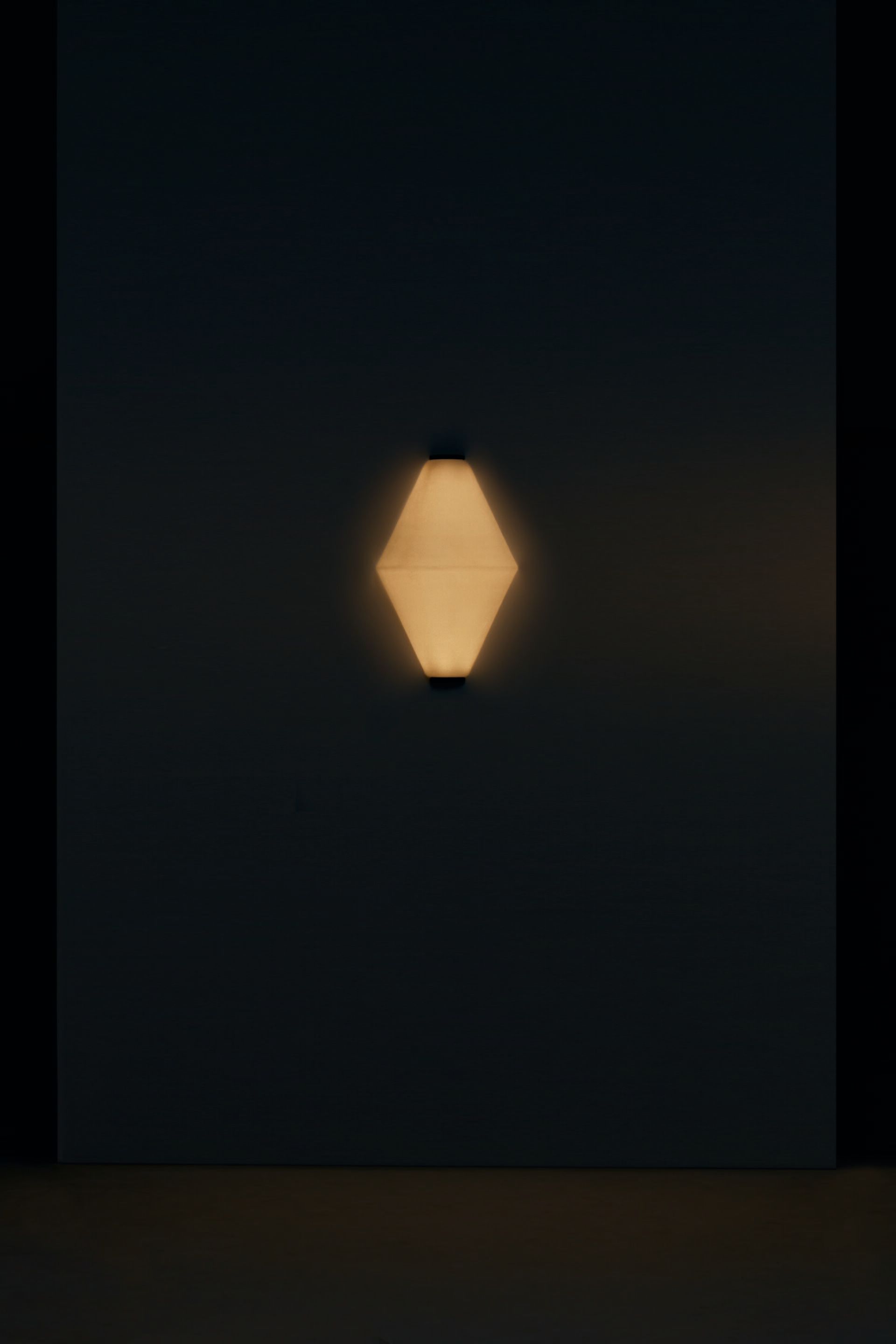 Светодиодный настенный светильник из опалового стекла DE PADOVA Helium ARCH-00041100 - Вид №7