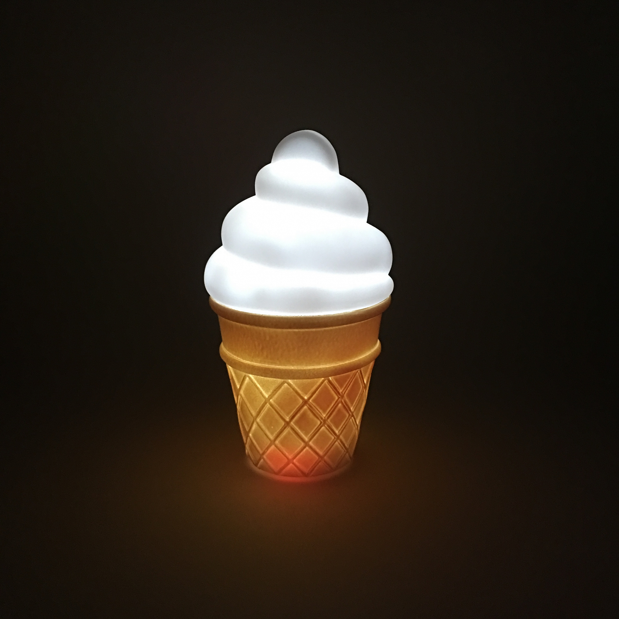 Ночник детский White Ice Cream LITTLE LOVELY COMPANY  281729 Белый;желтый Santreyd  - Вид №3