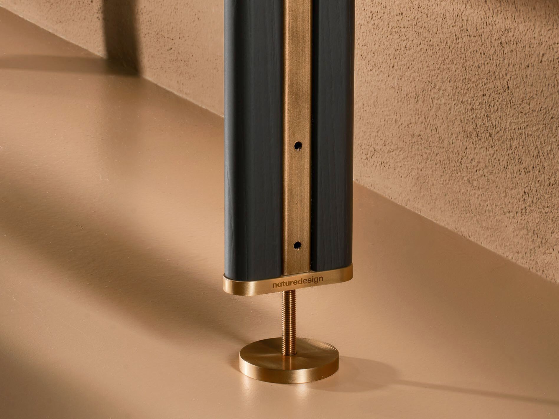 Стеклянный книжный шкаф с креплением пол-потолок Naturedesign Главная ARCH-00088266 - Вид №11