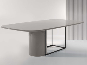 Деревянный прямоугольный стол